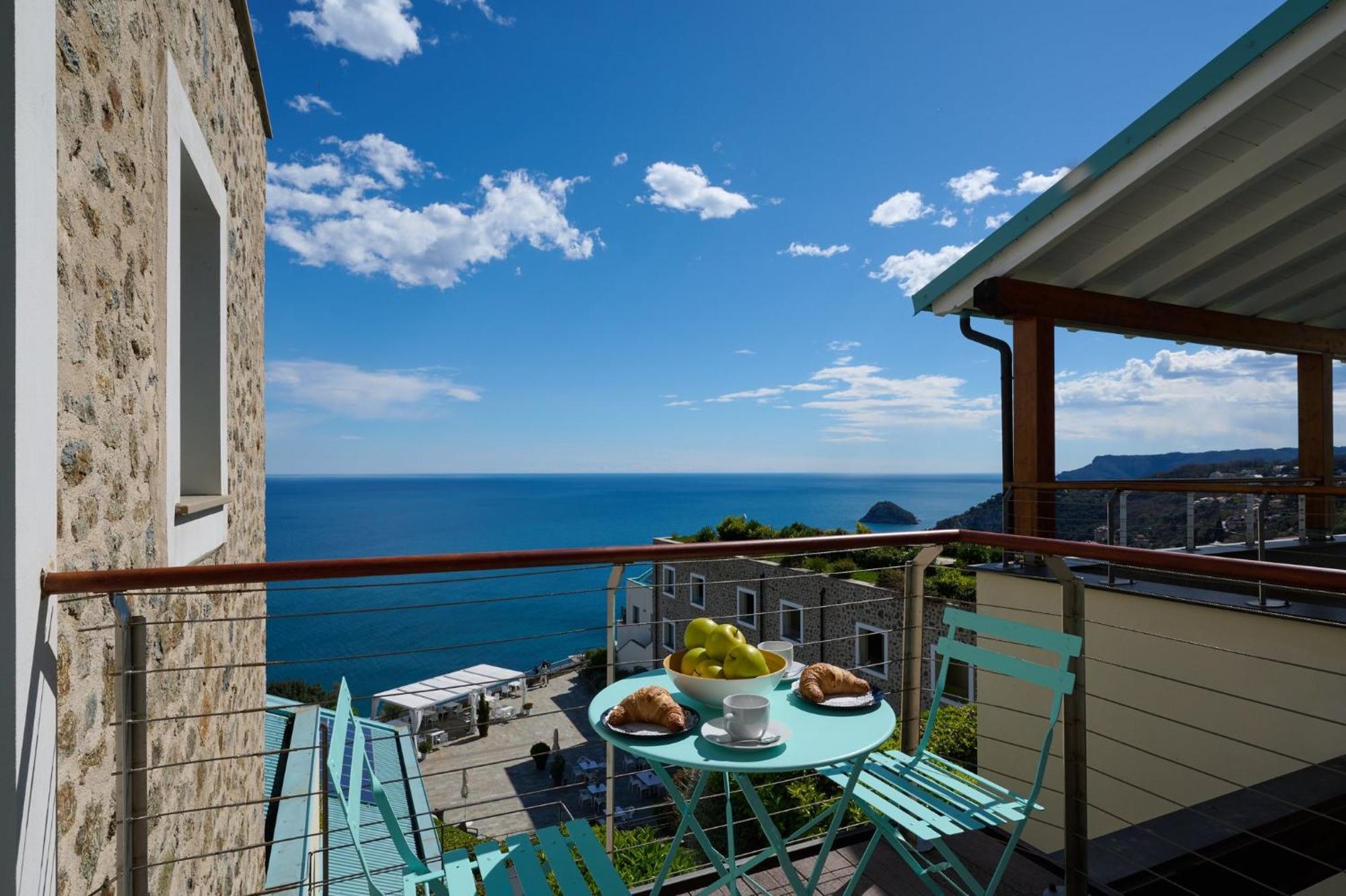 Dominio Mare Resort & Spa Bergeggi Exterior foto